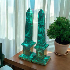 Malachite Obelisk Tower Handcrafted Decorative Green Stone Sculpture for Luxury Interiors & Spiritual Harmony